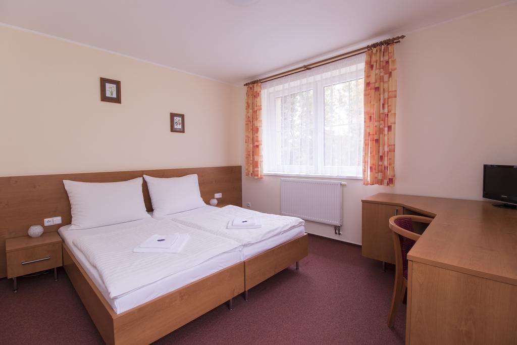 Hotel Ceske Zleby Stožec Zimmer foto